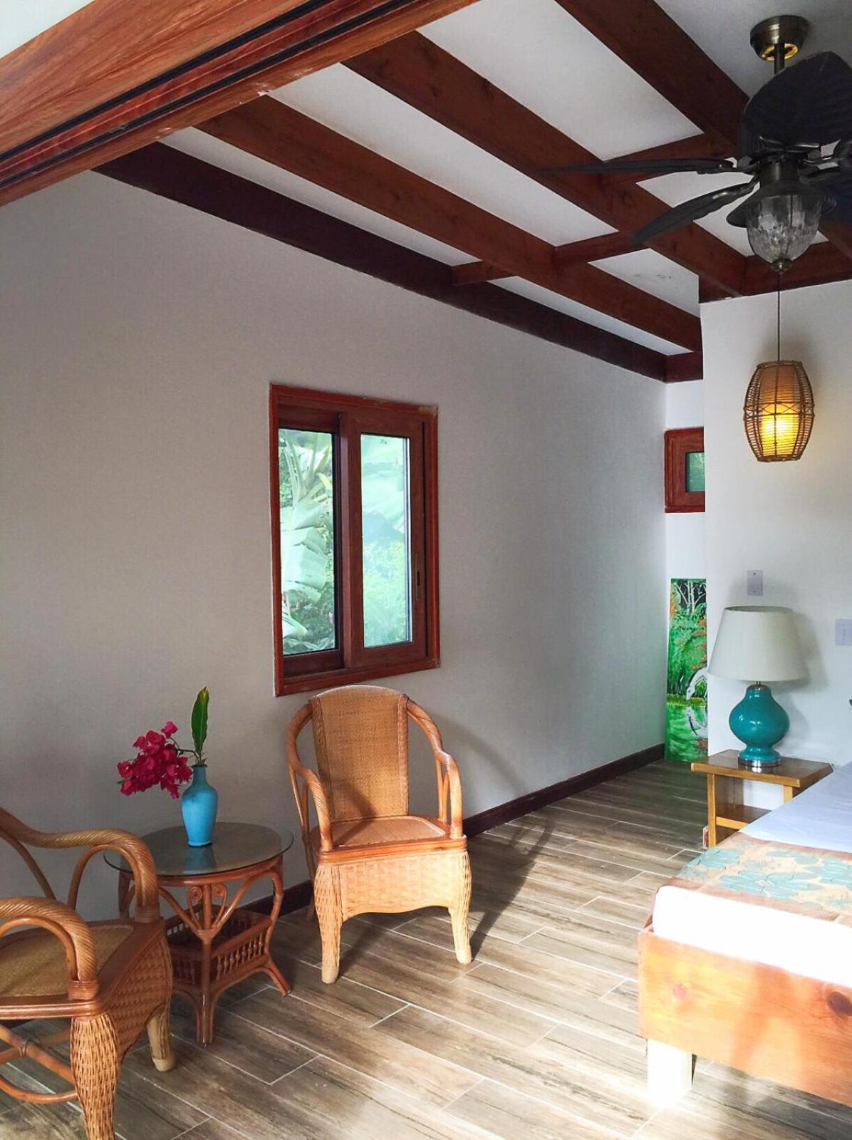 Playa Bluff Lodge Bocas del Toro Buitenkant foto
